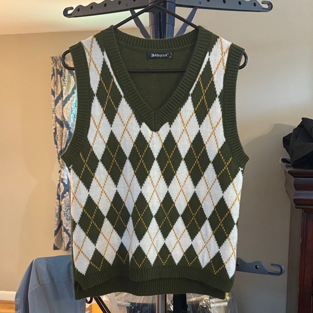 Allegra K Green Argyle V-Neck Sweater Vest